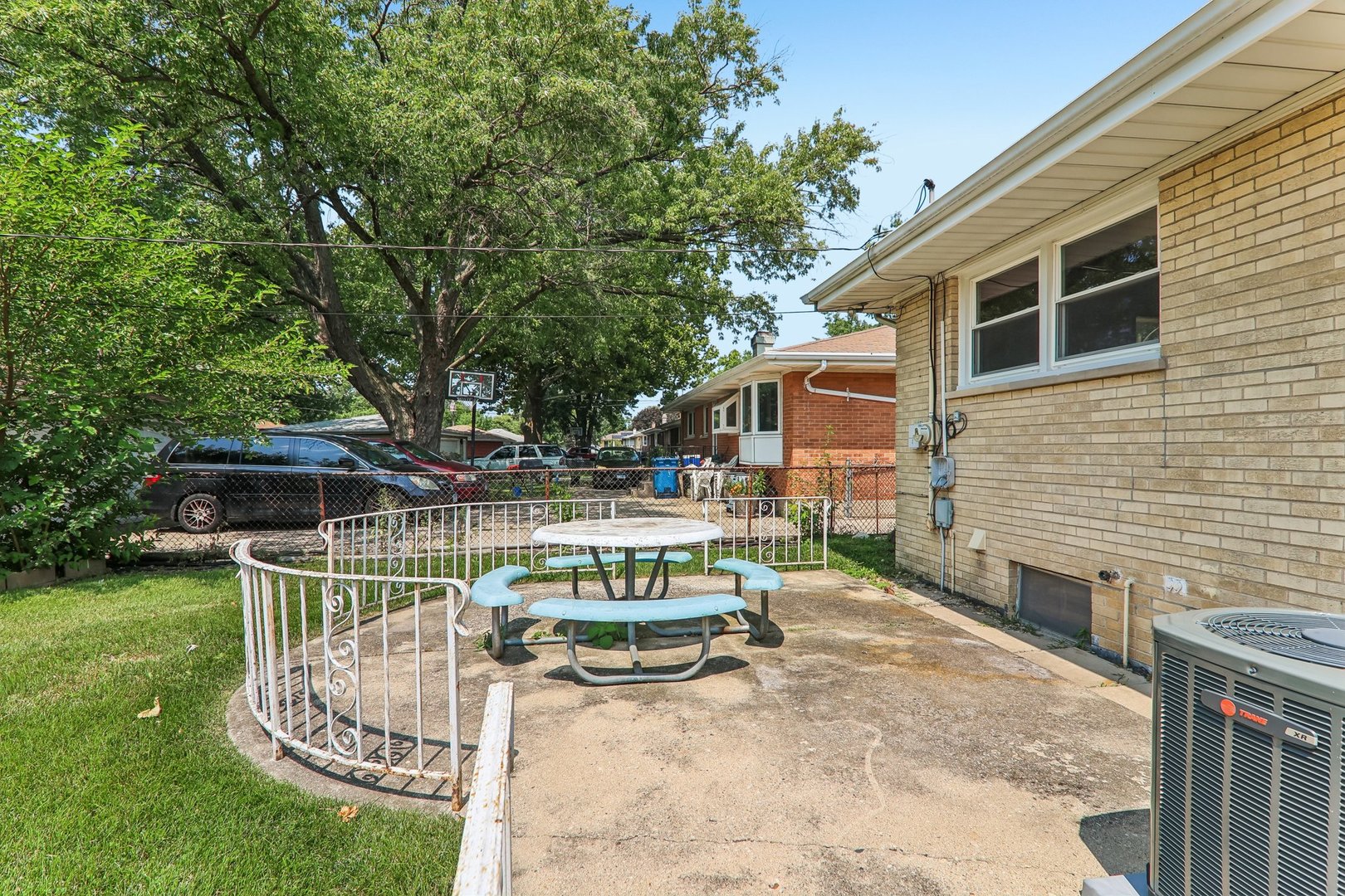 812 N Lincoln Street Property Photo 26