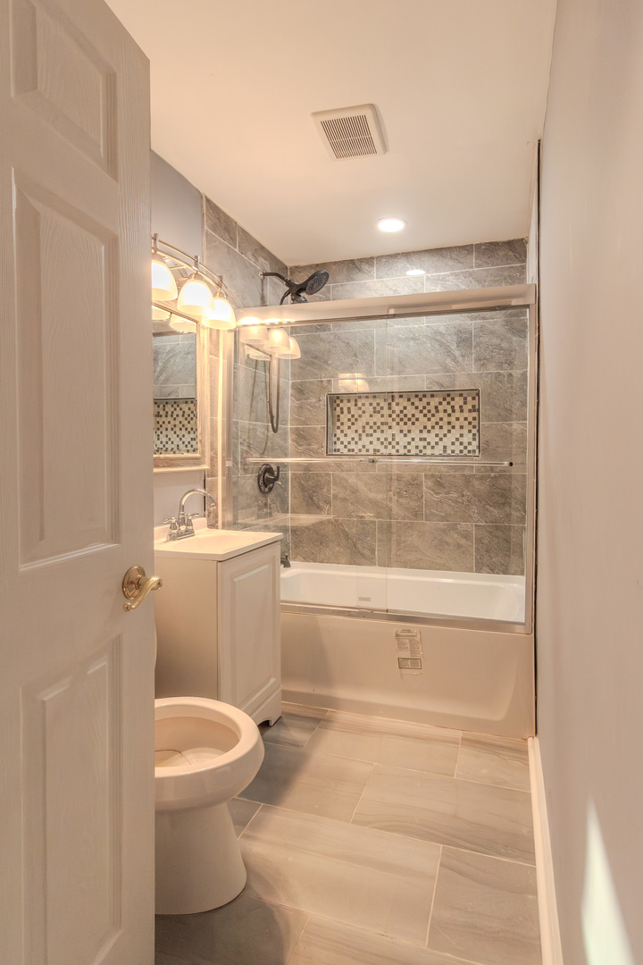 4n310 Walter Road Property Photo 13