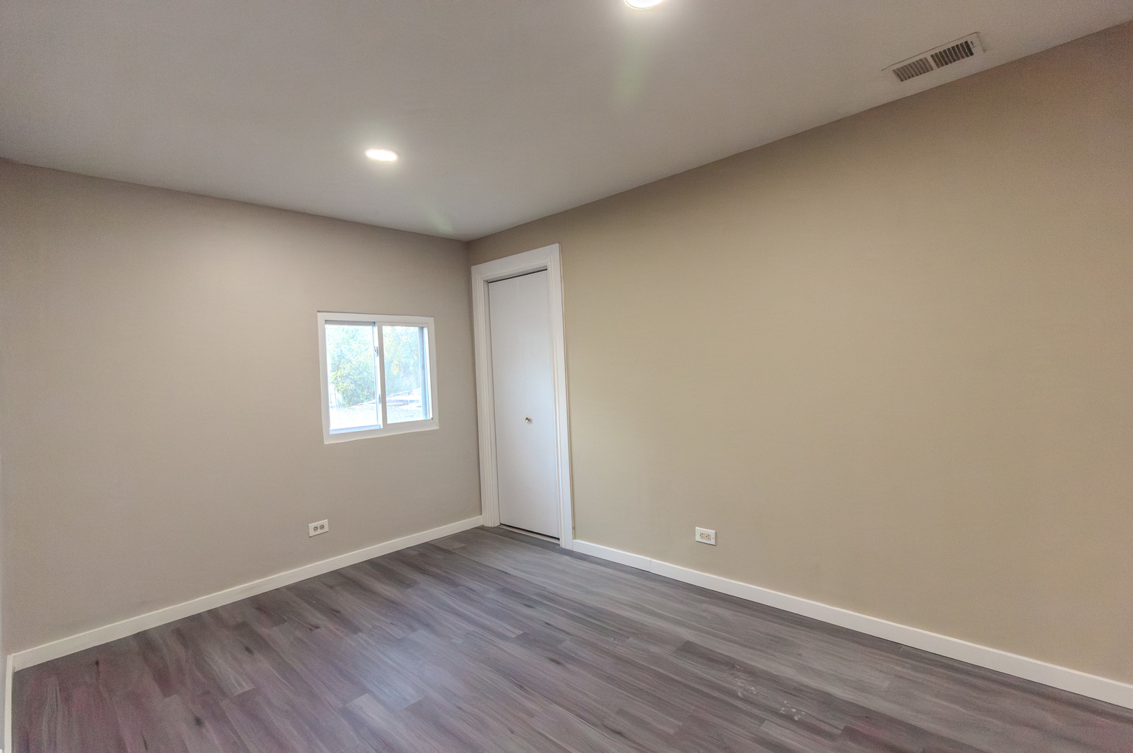 4n310 Walter Road Property Photo 16
