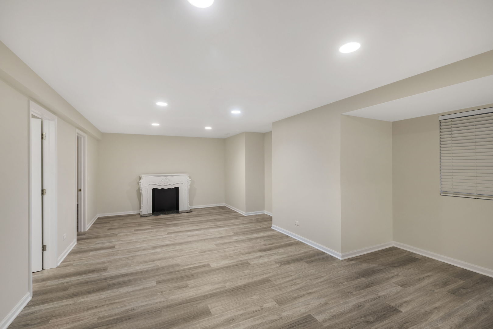 488 White Oak Lane Property Photo 17