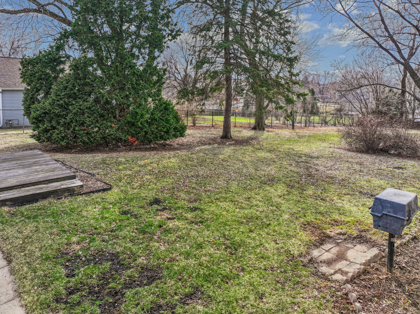 1484 N Hicks Road Property Photo 20