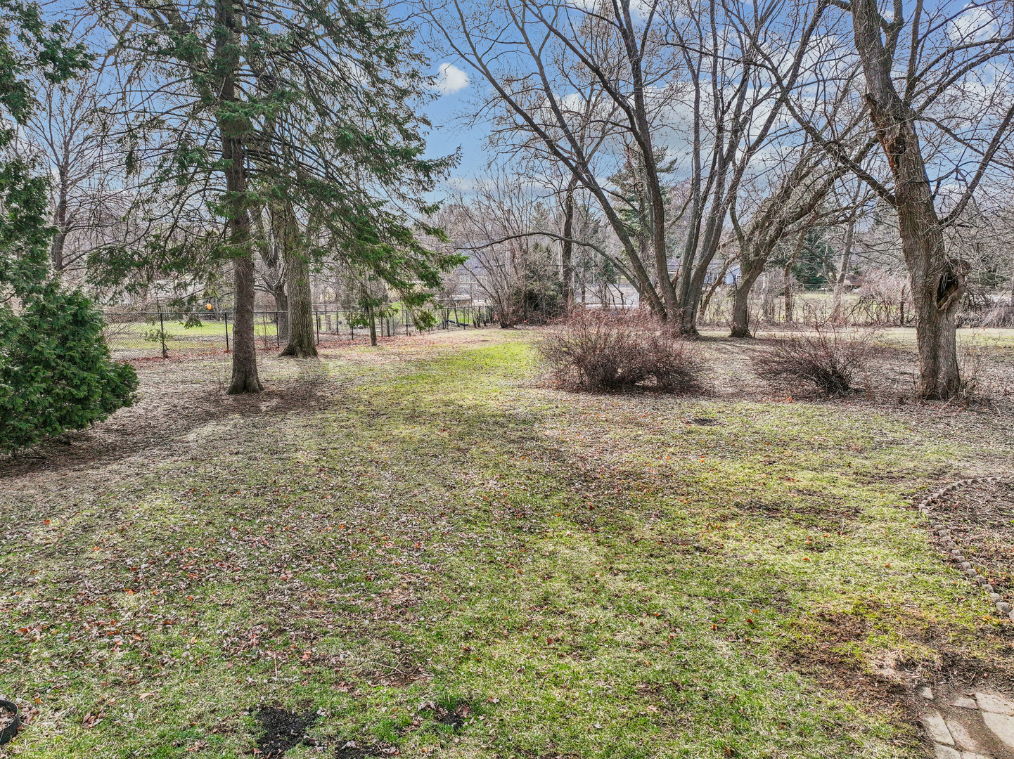 1484 N Hicks Road Property Photo 21