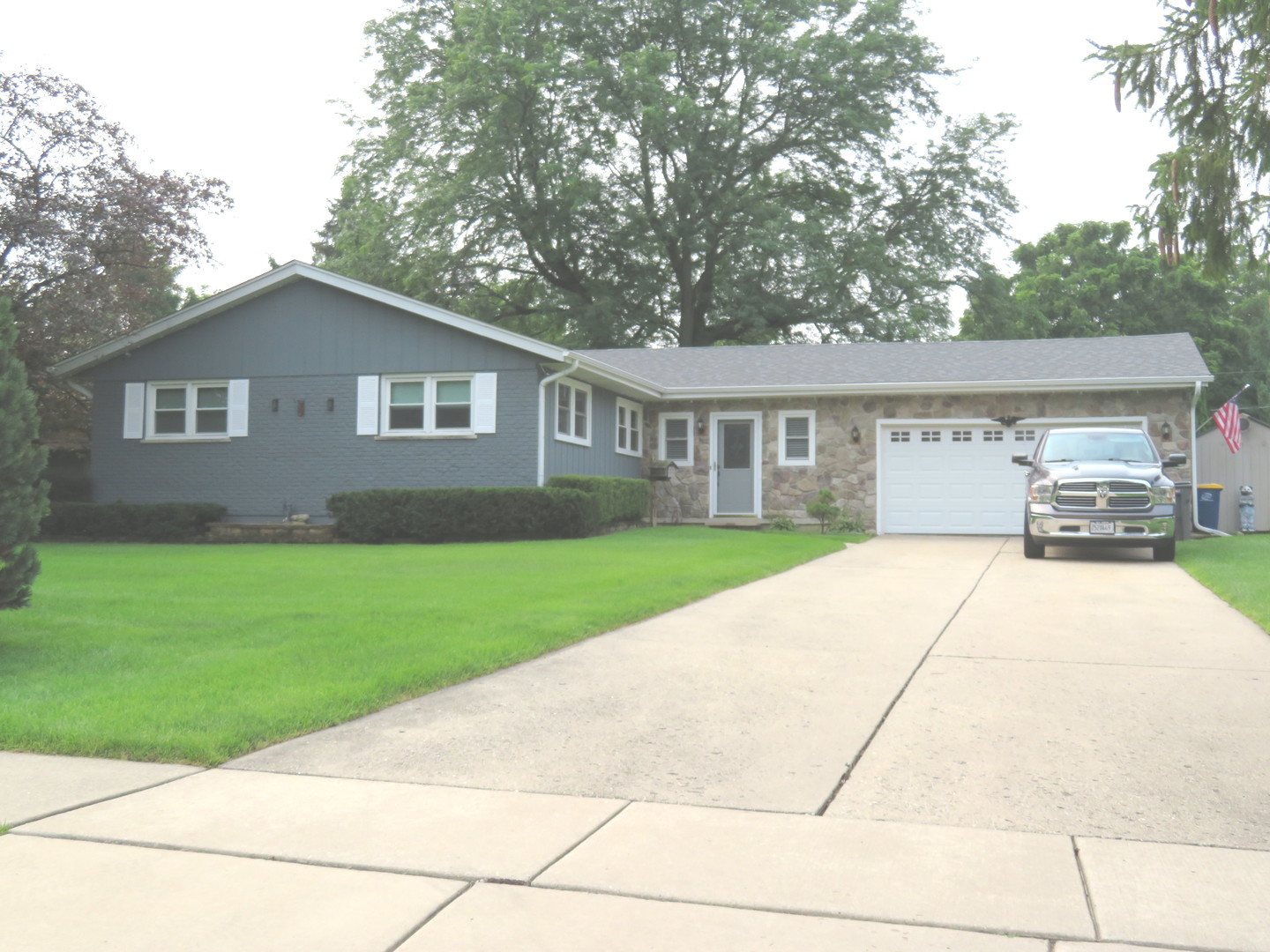 1661 Kimberly Avenue Property Photo 1