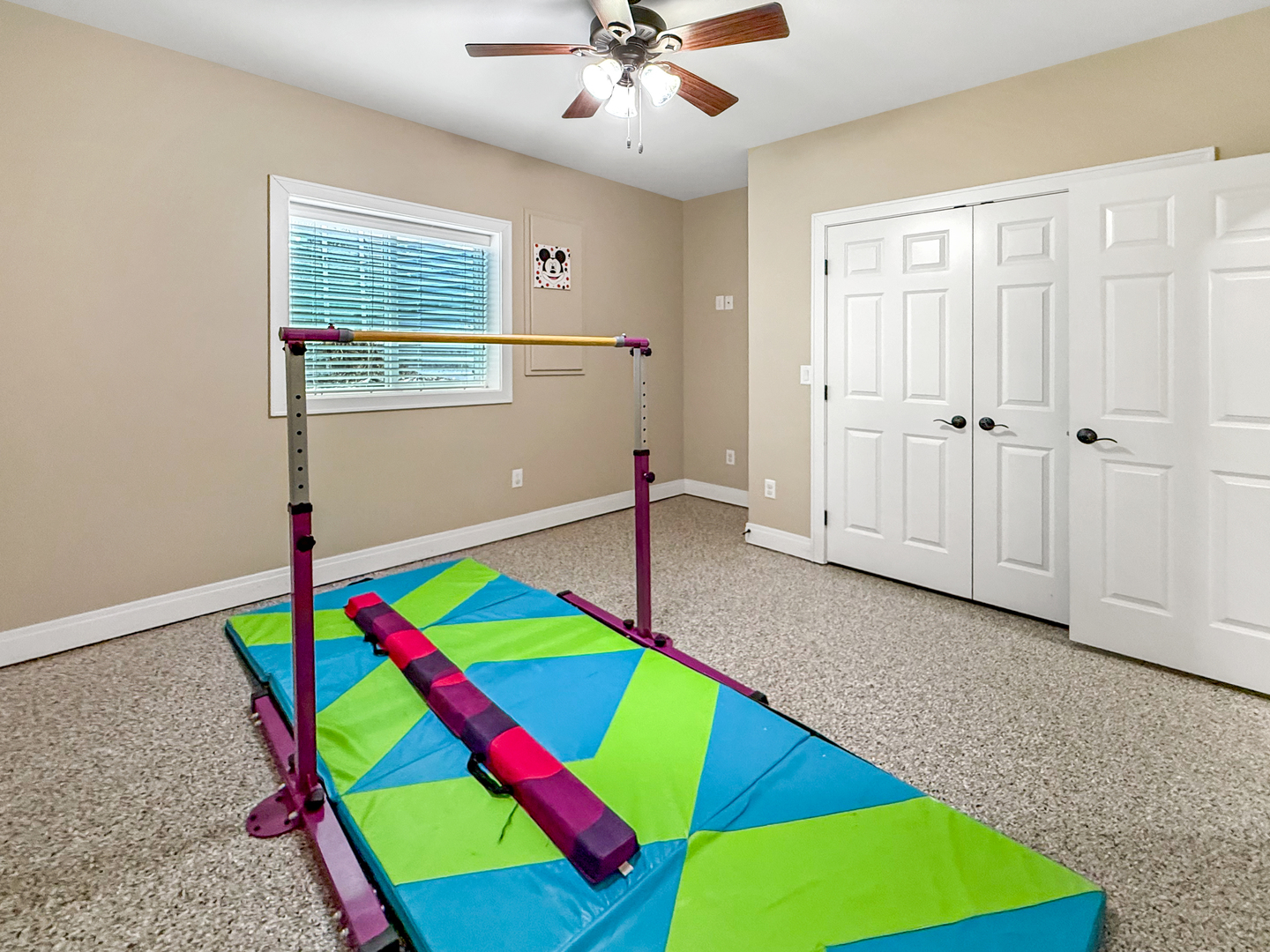 217 N Pointe Drive Property Photo 47