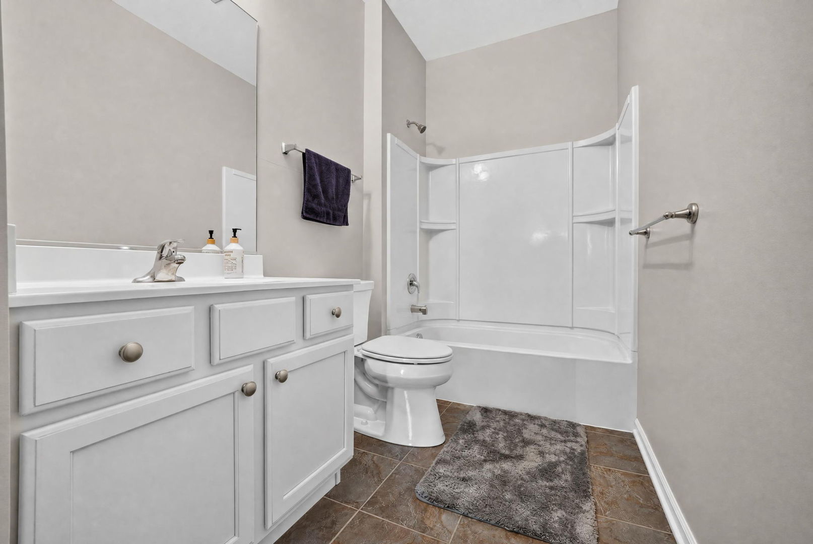 2603 Avondale Circle Property Photo 24