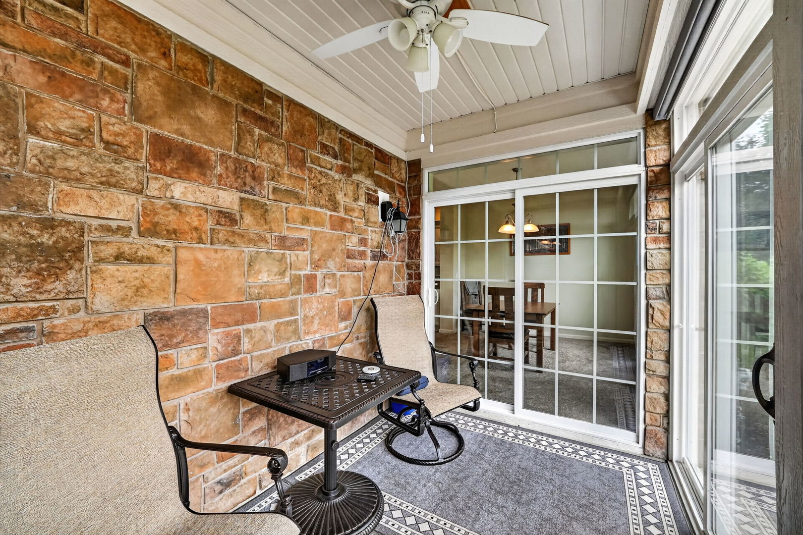 2603 Avondale Circle Property Photo 28