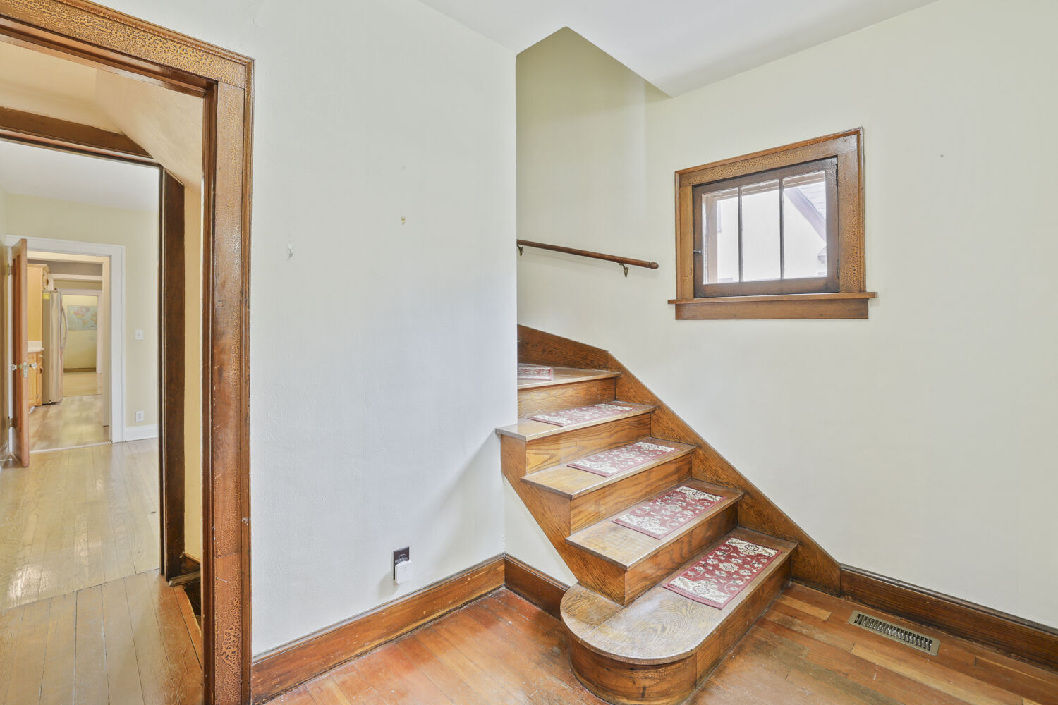 1608 Henry Place Property Photo 7