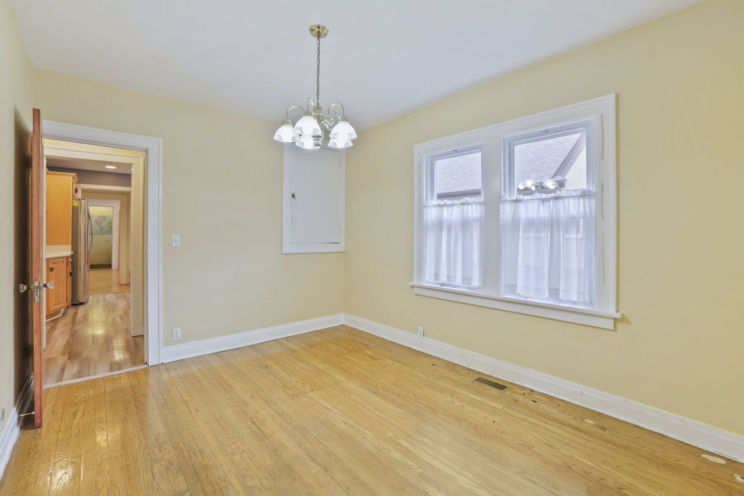 1608 Henry Place Property Photo 13