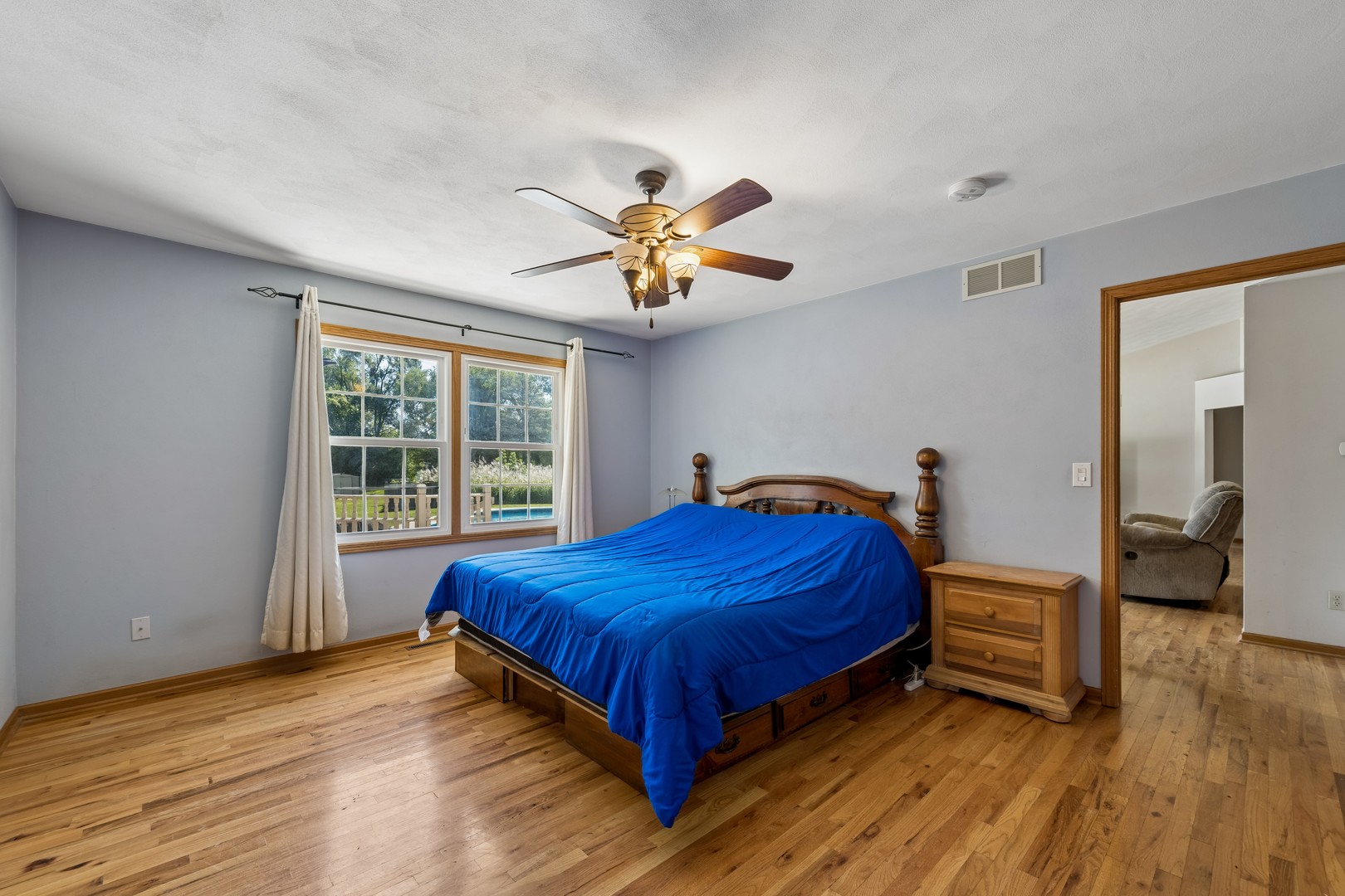 10831 Miller Lane Property Photo 8