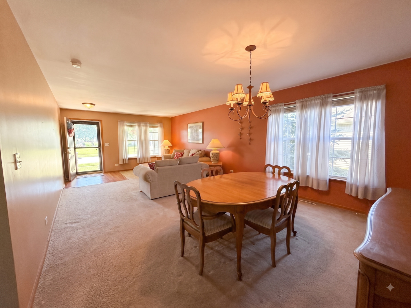 250 Sparrow Drive Property Photo 8