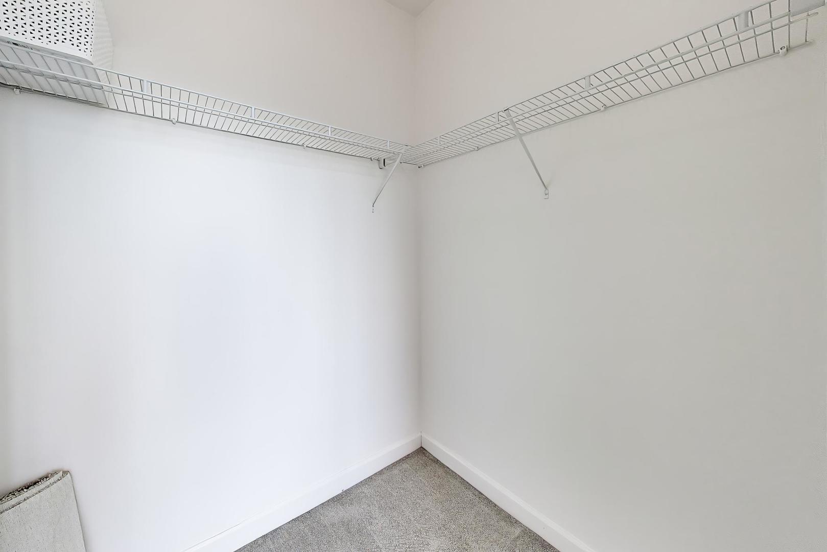 1629 S Prairie Avenue 805 Property Photo 32