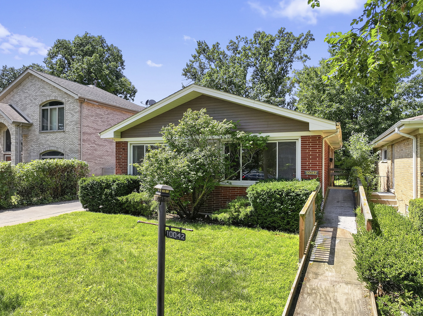 10042 Lamon Avenue Property Photo 4