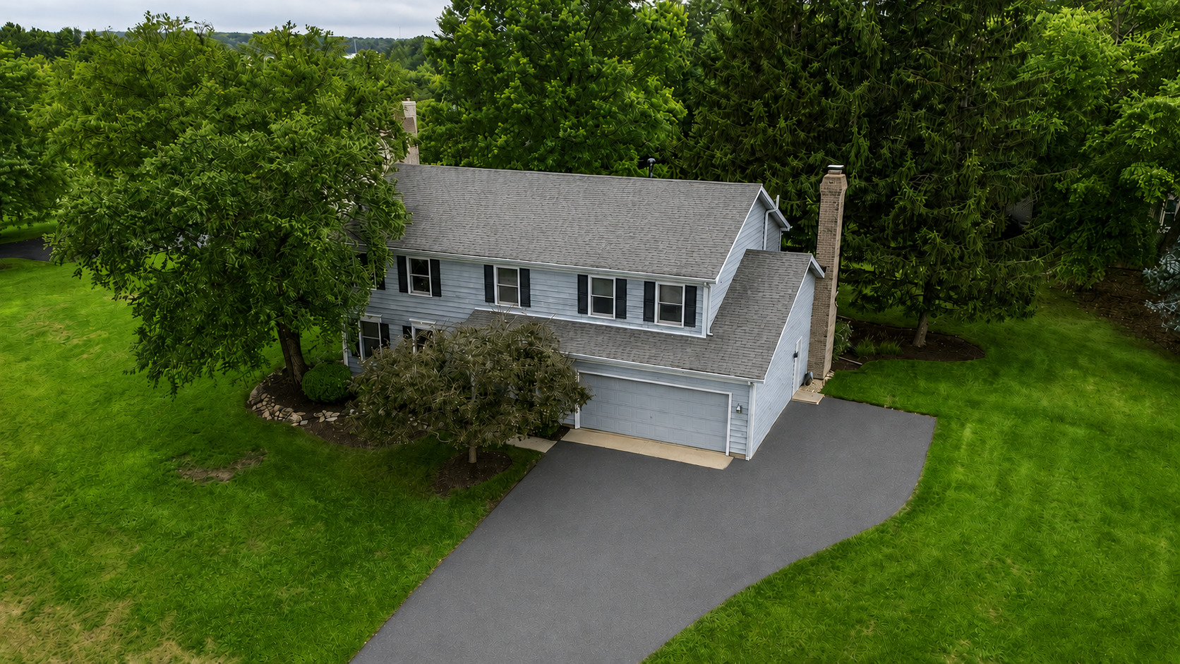 4402 Fox Creek Drive Property Photo 3
