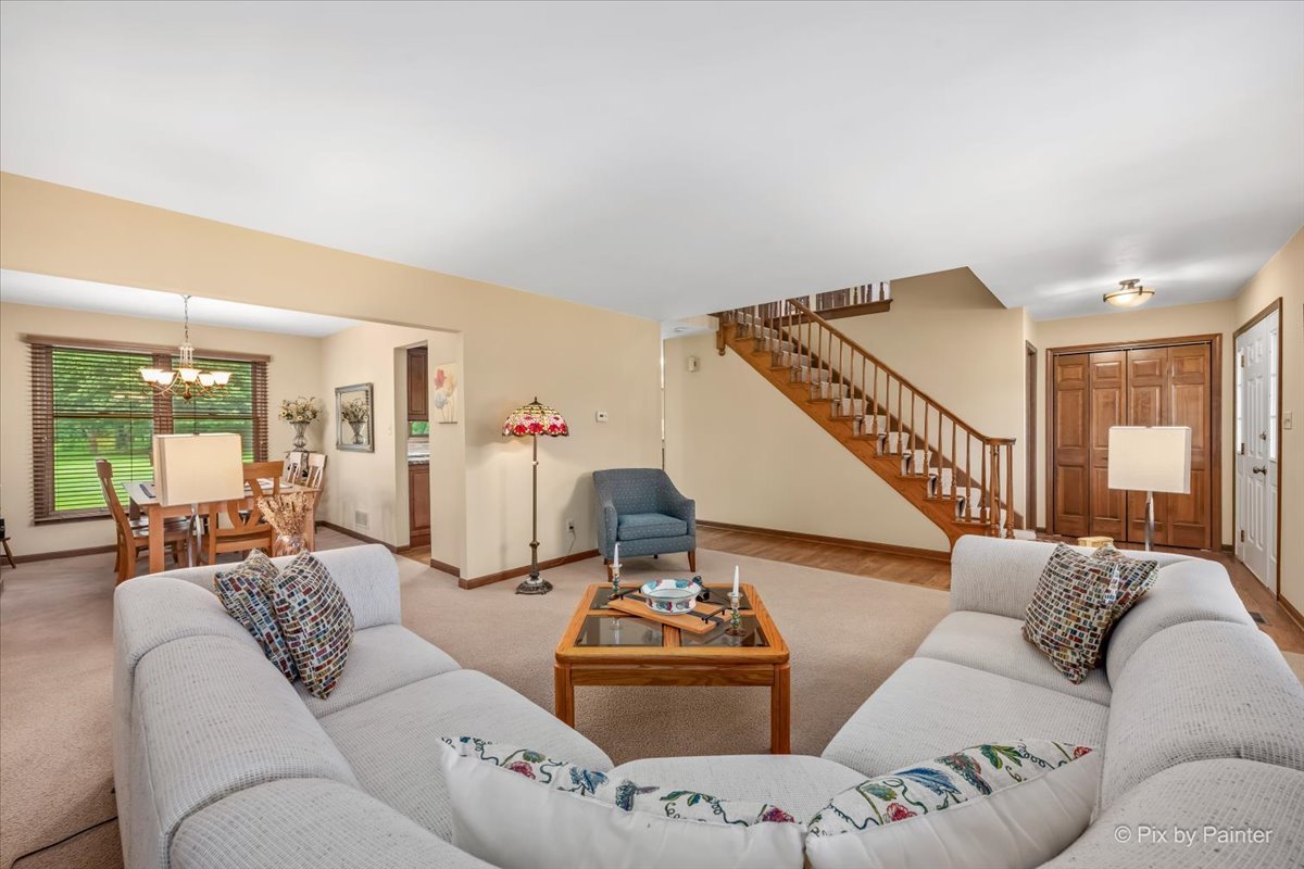 4402 Fox Creek Drive Property Photo 9