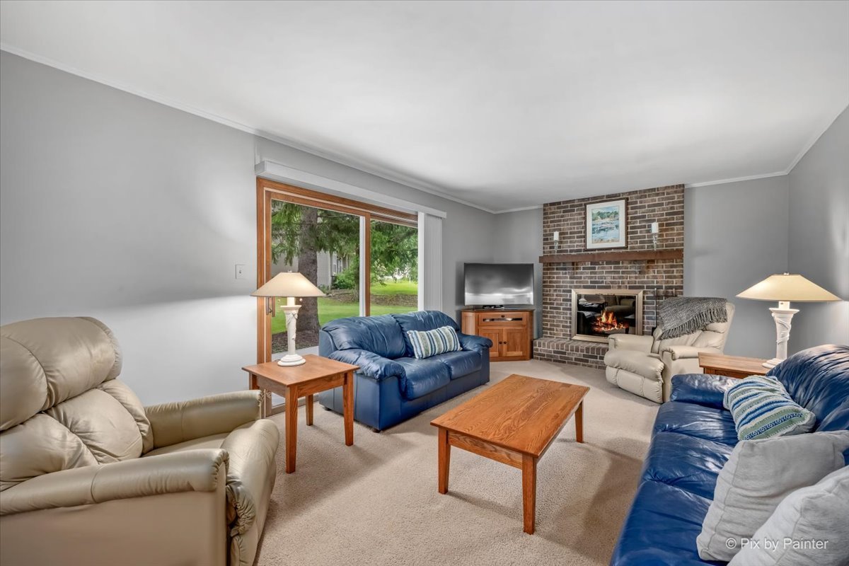 4402 Fox Creek Drive Property Photo 17