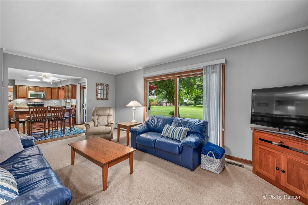 4402 Fox Creek Drive Property Photo 19