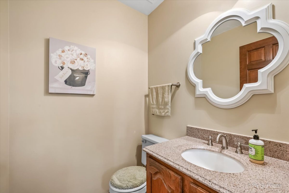 4402 Fox Creek Drive Property Photo 20