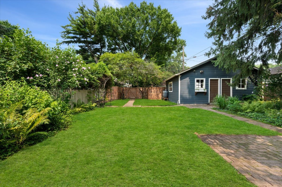 1315 Leonard Place Property Photo 25