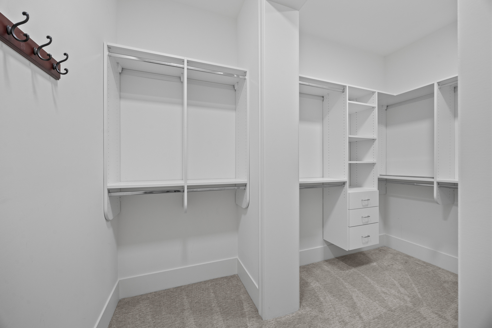 2541 N Wayne Avenue 1s Property Photo 25