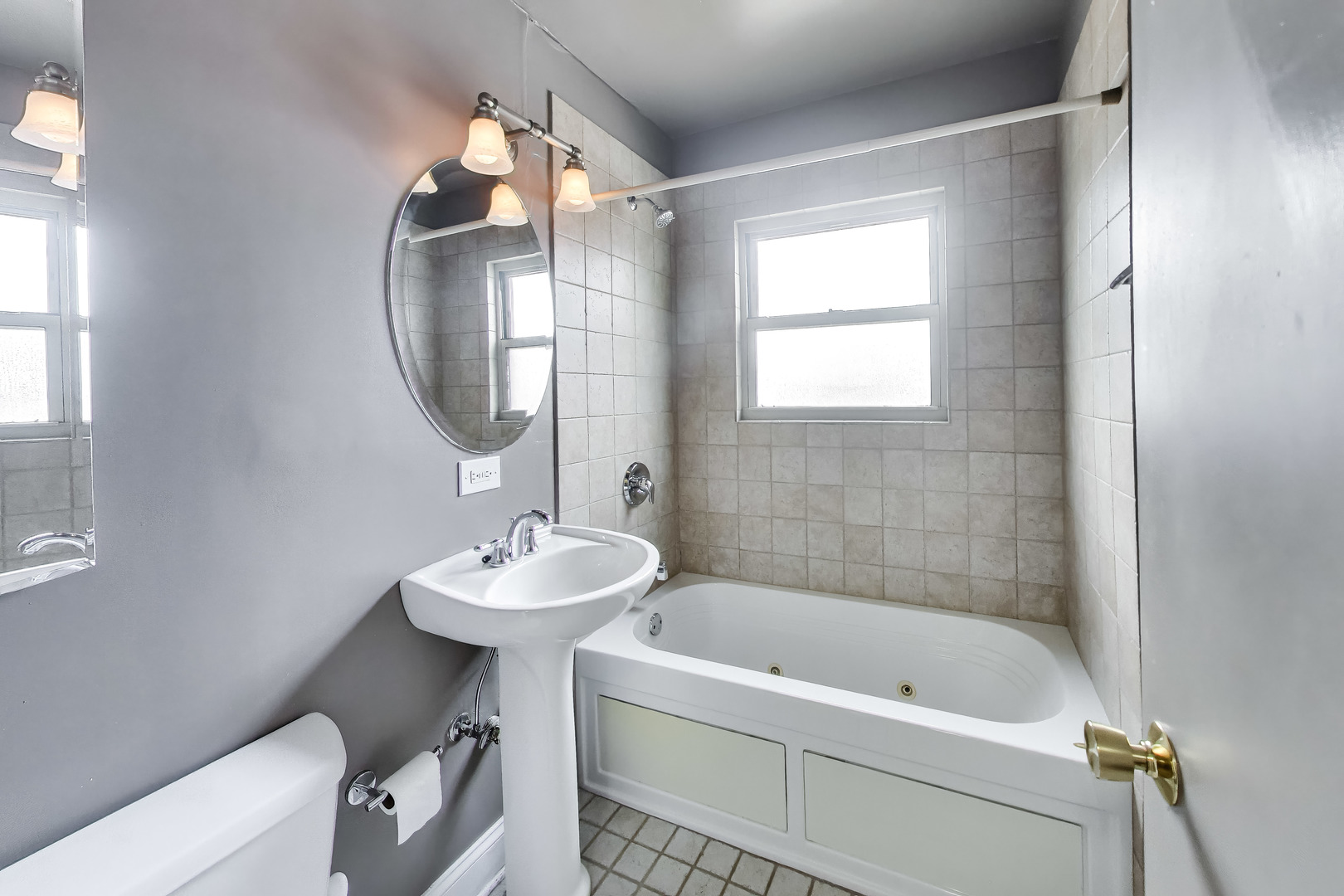 7533 N Damen Avenue R1 Property Photo 24