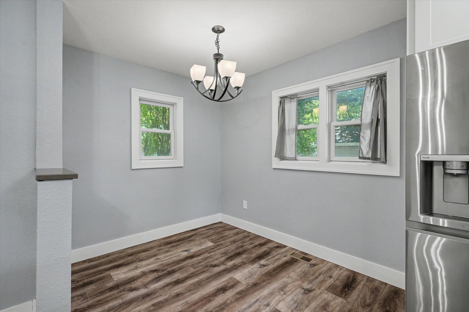 15 N Locust Street Property Photo 22
