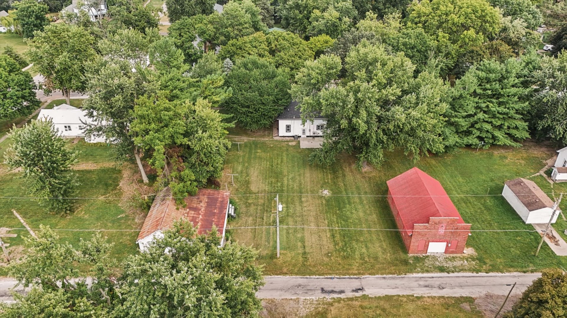15 N Locust Street Property Photo 53