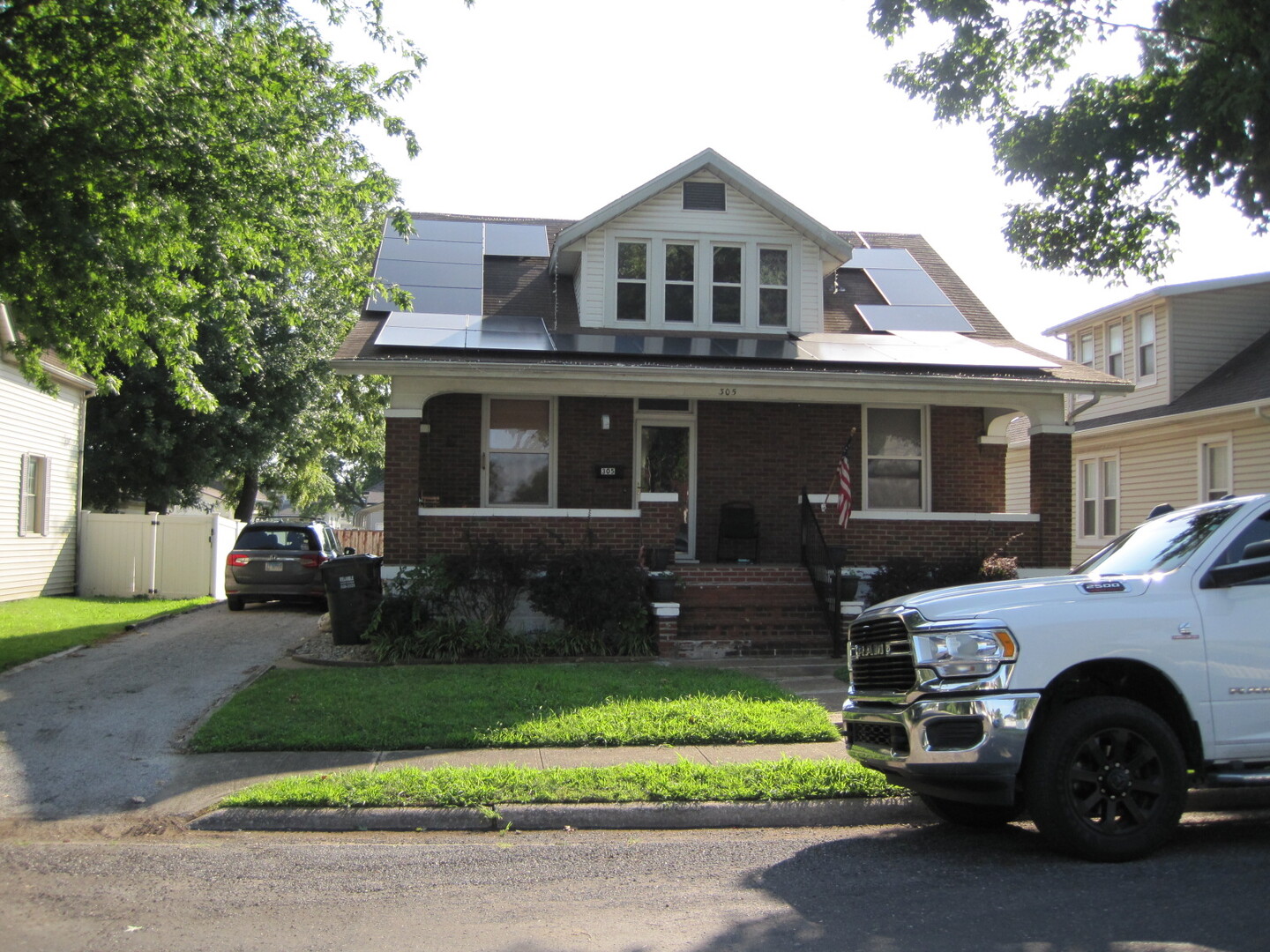 305 Kroeger Avenue Property Photo 1