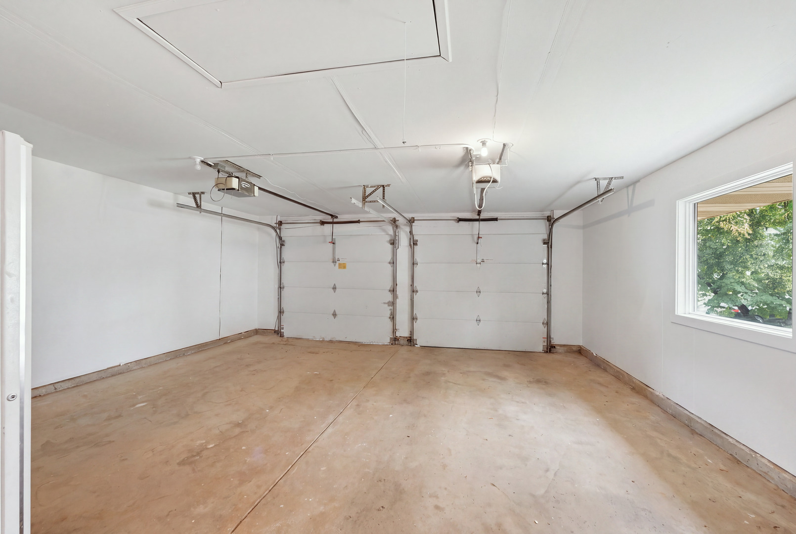 1134 Pinehurst Lane Property Photo 35