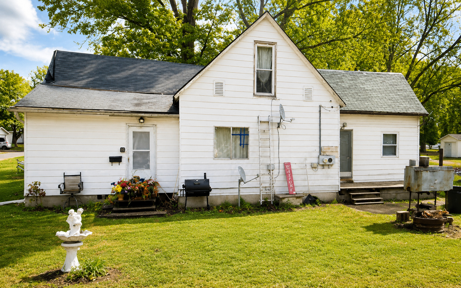 901 Howard Street Property Photo 1
