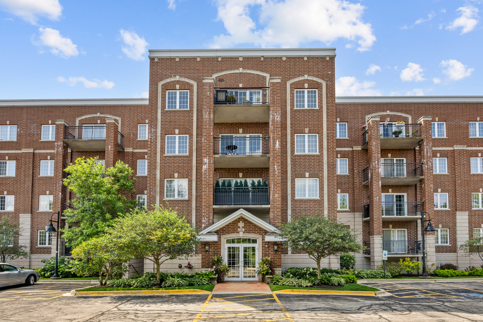 1479 N Milwaukee Avenue 307 Property Photo 1