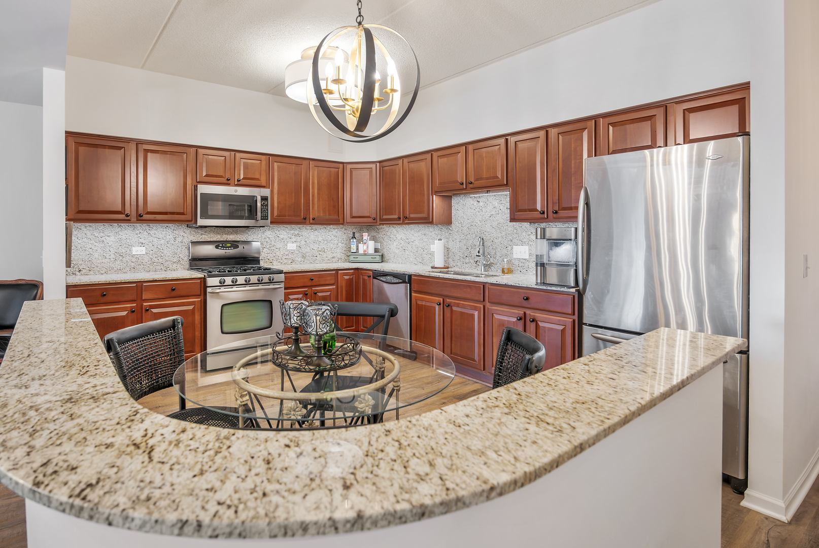 1479 N Milwaukee Avenue 307 Property Photo 5