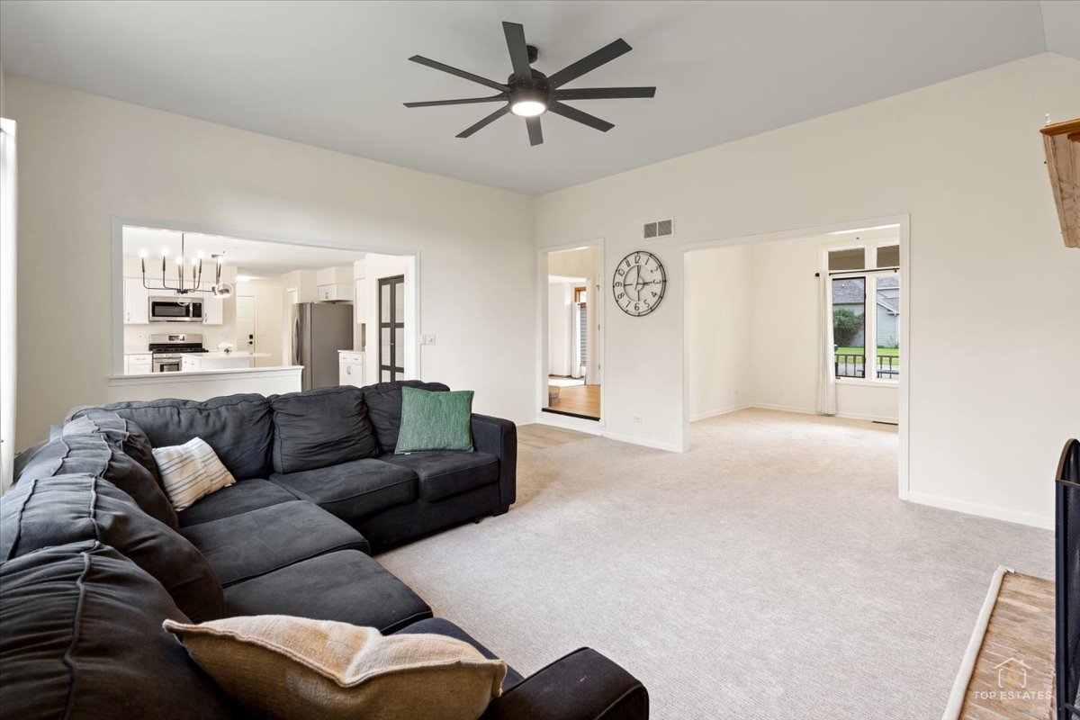 24847 W Burdick Road Property Photo 6