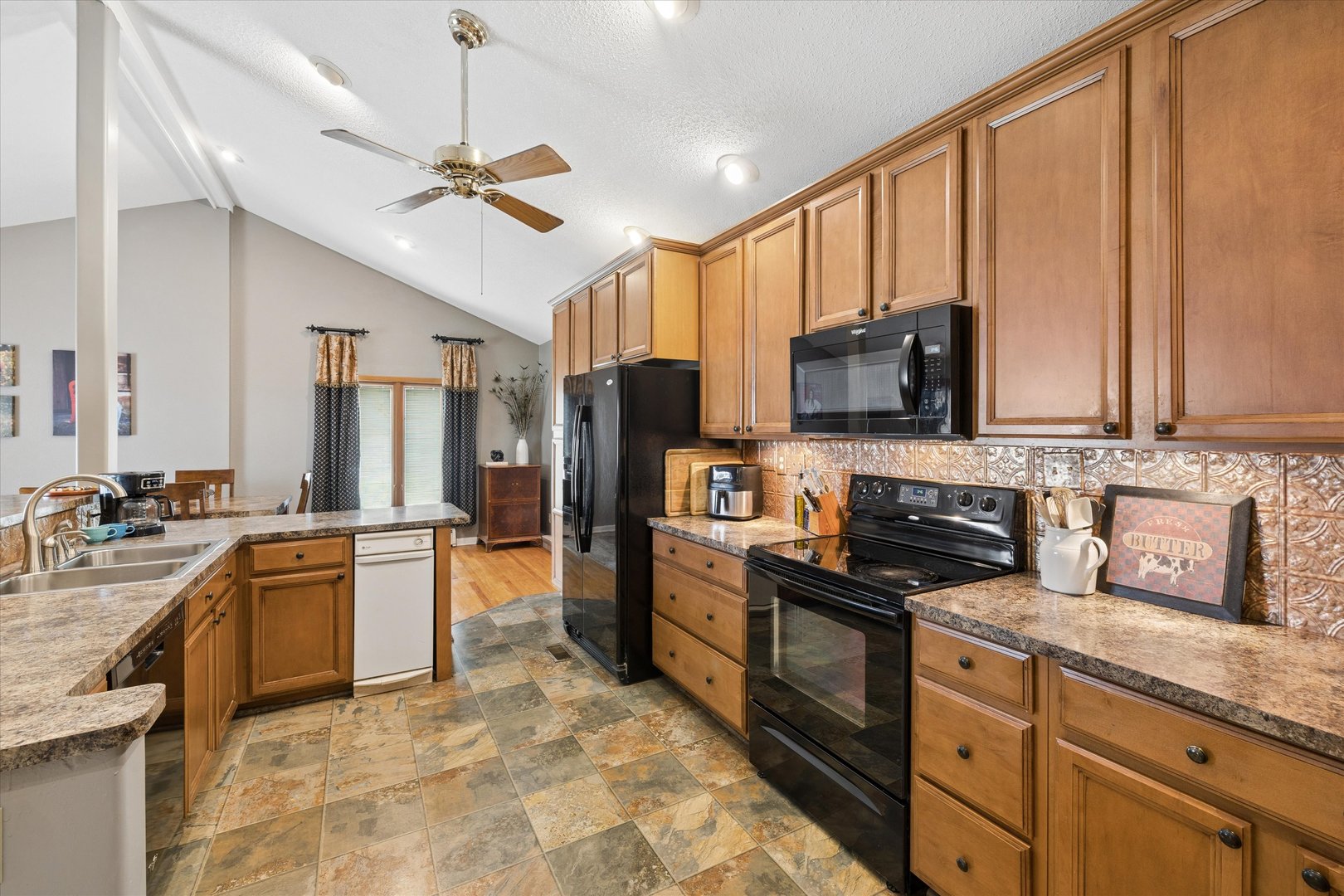 2842 234th Street Property Photo 15