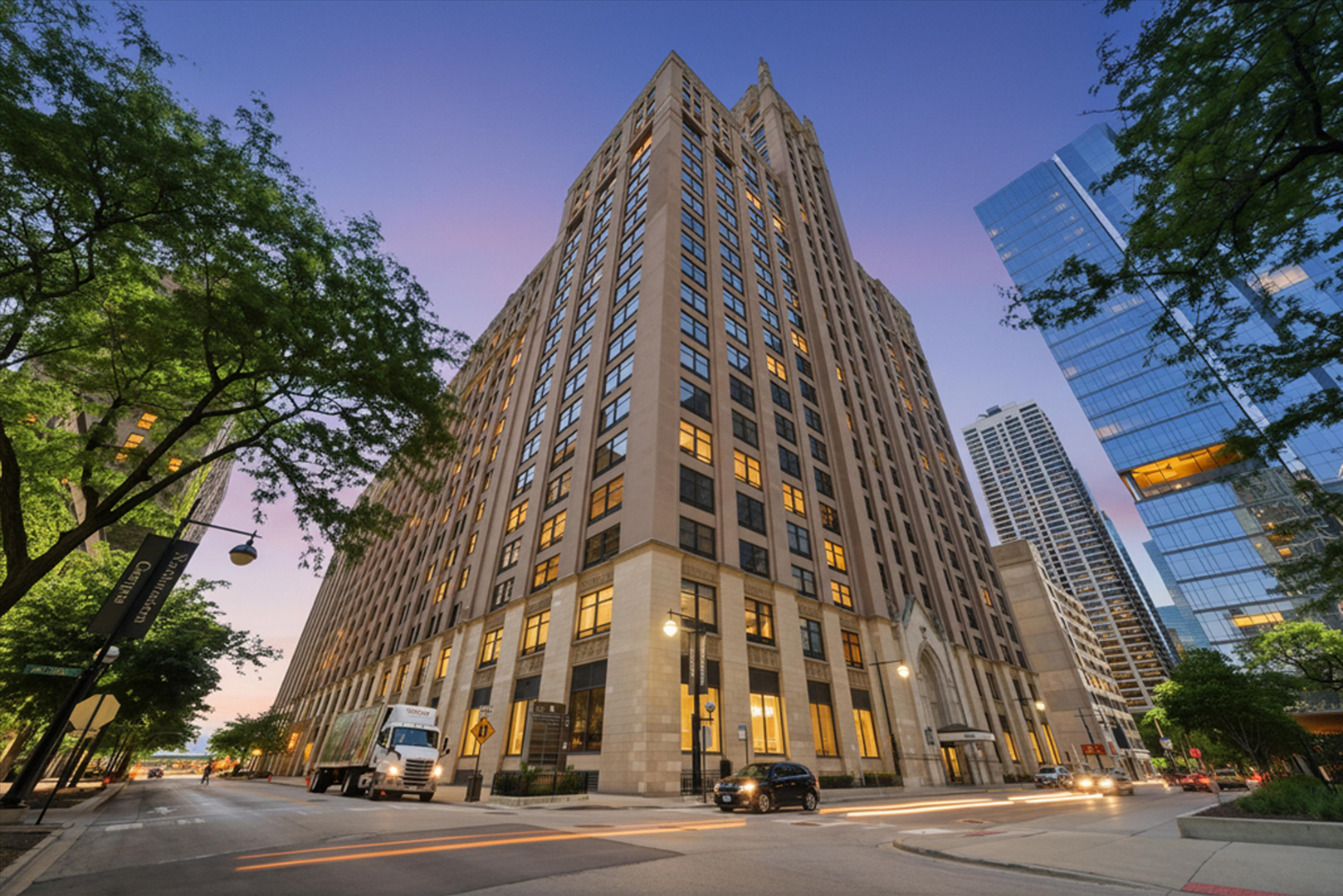 680 N Lake Shore Drive 822 Property Photo 1