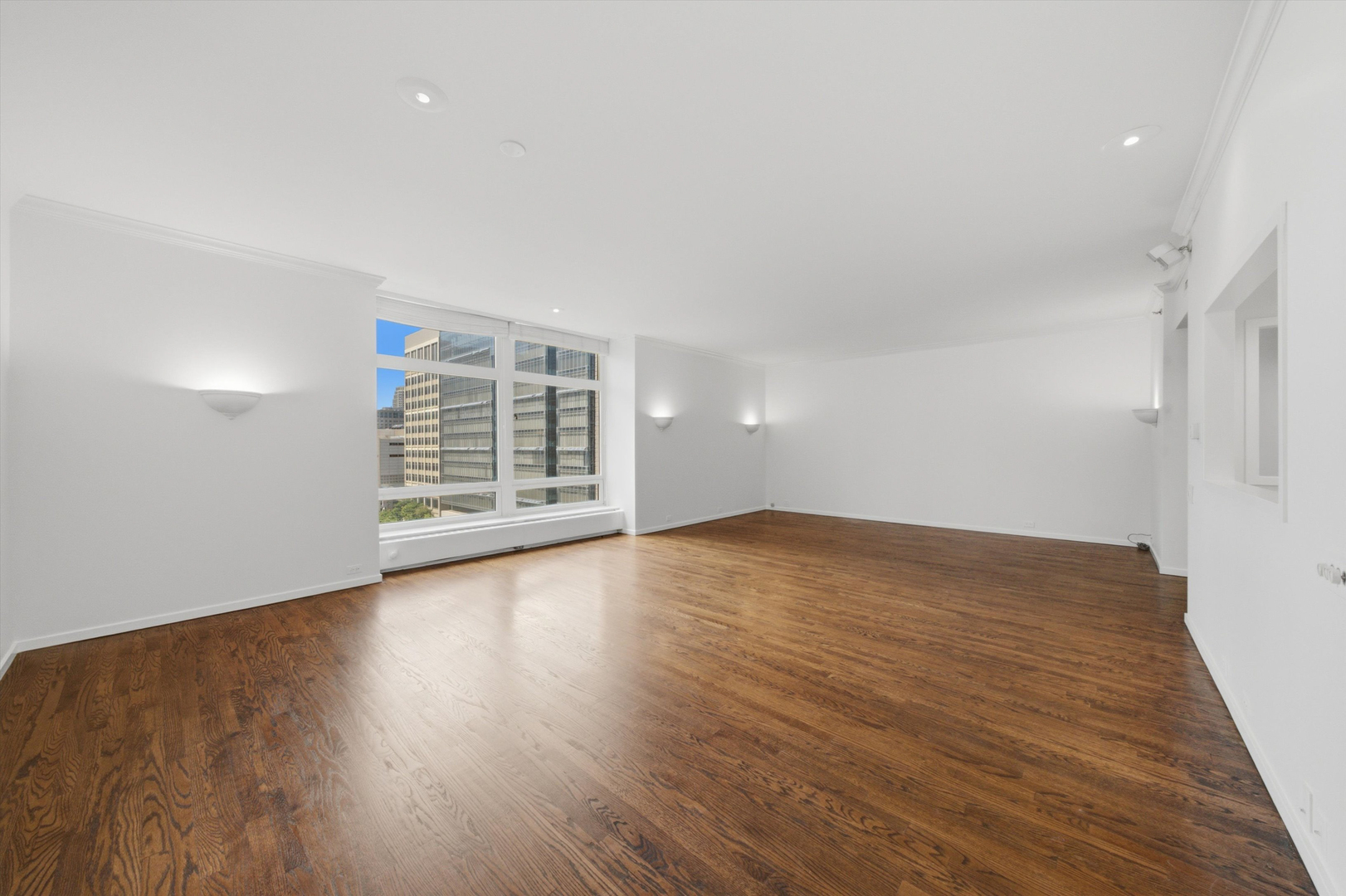 680 N Lake Shore Drive 822 Property Photo 3