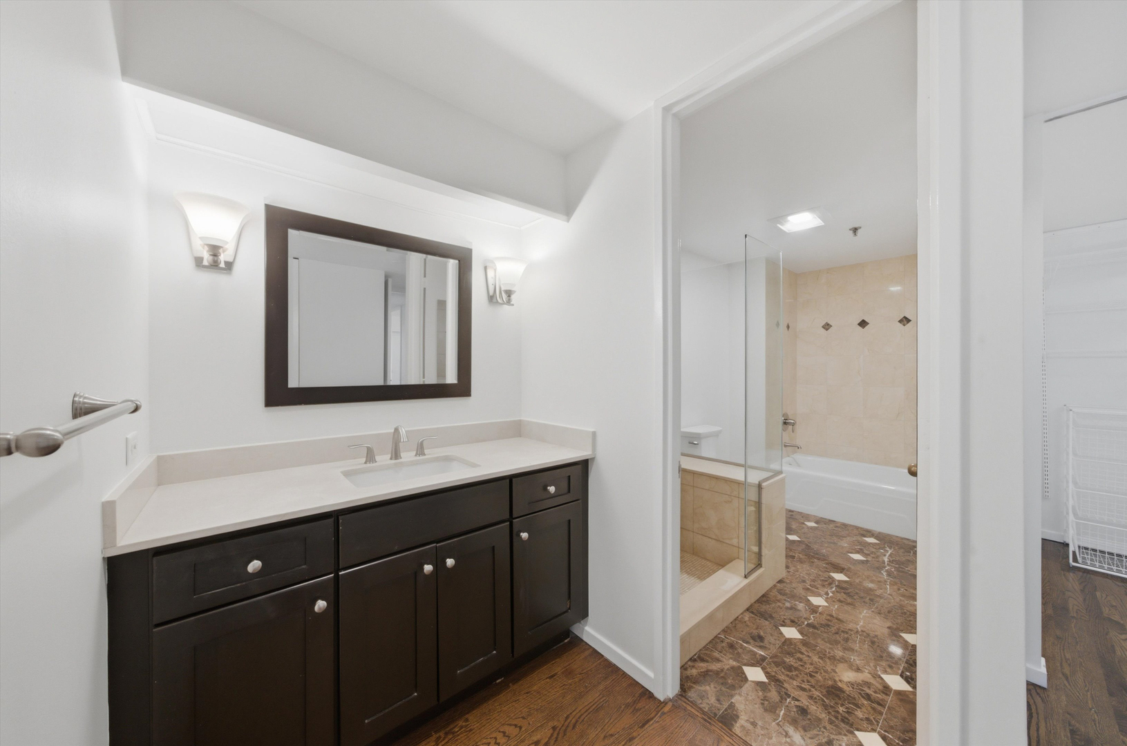 680 N Lake Shore Drive 822 Property Photo 8
