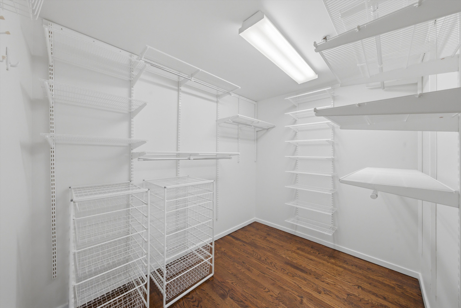 680 N Lake Shore Drive 822 Property Photo 10