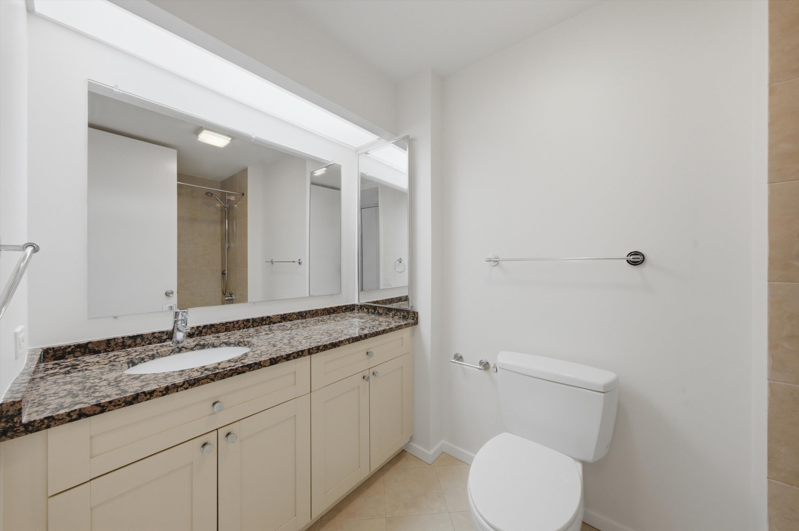 680 N Lake Shore Drive 822 Property Photo 12