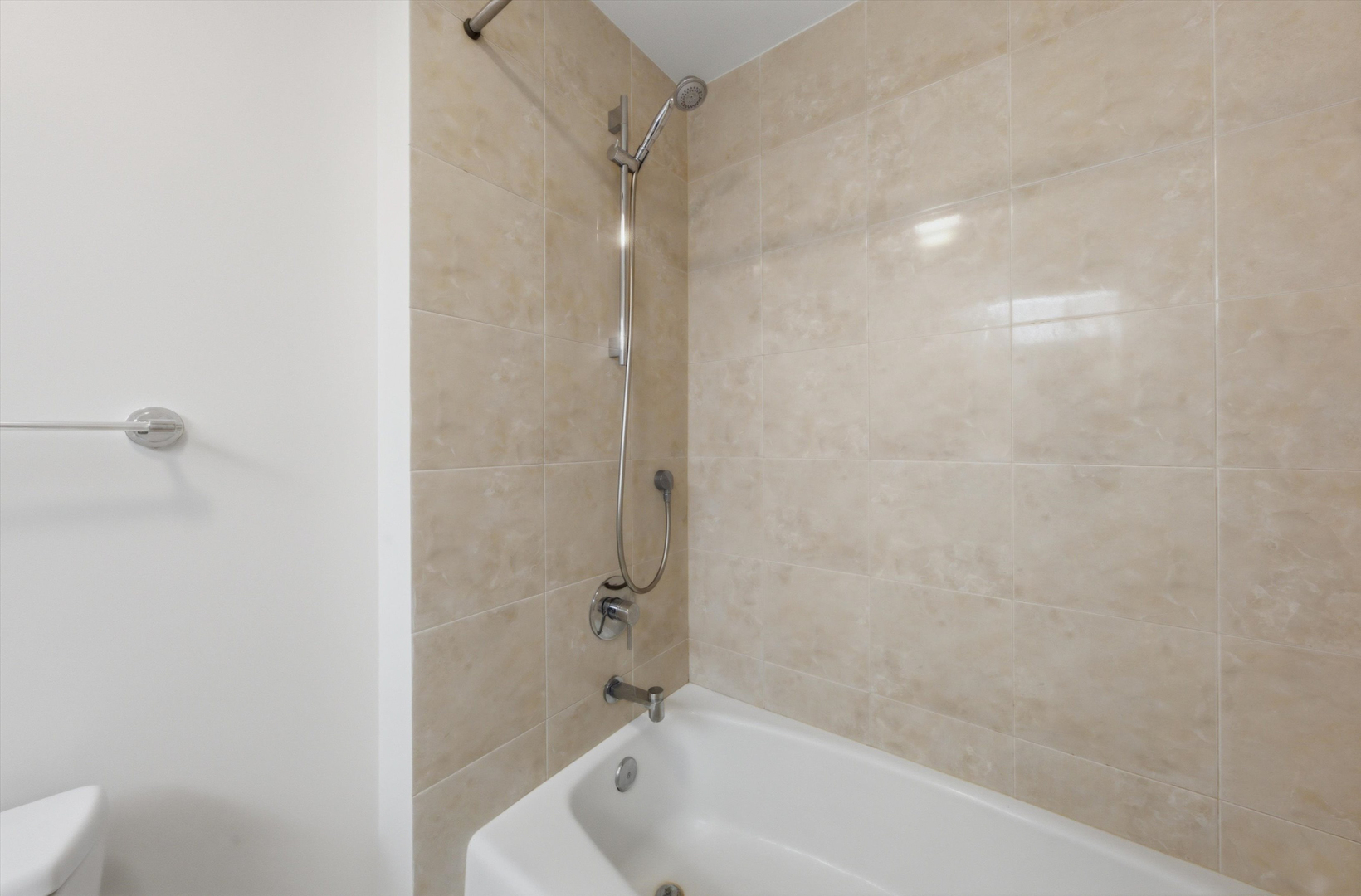 680 N Lake Shore Drive 822 Property Photo 13