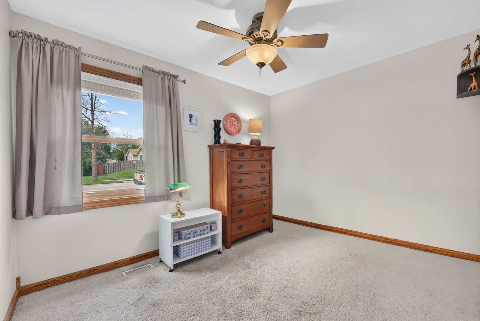 909 Shorewood Drive Property Photo 15