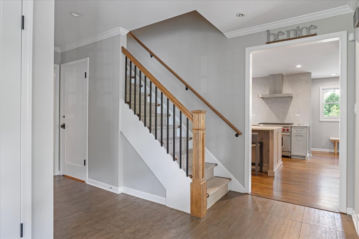 6 Deer Run Property Photo 3