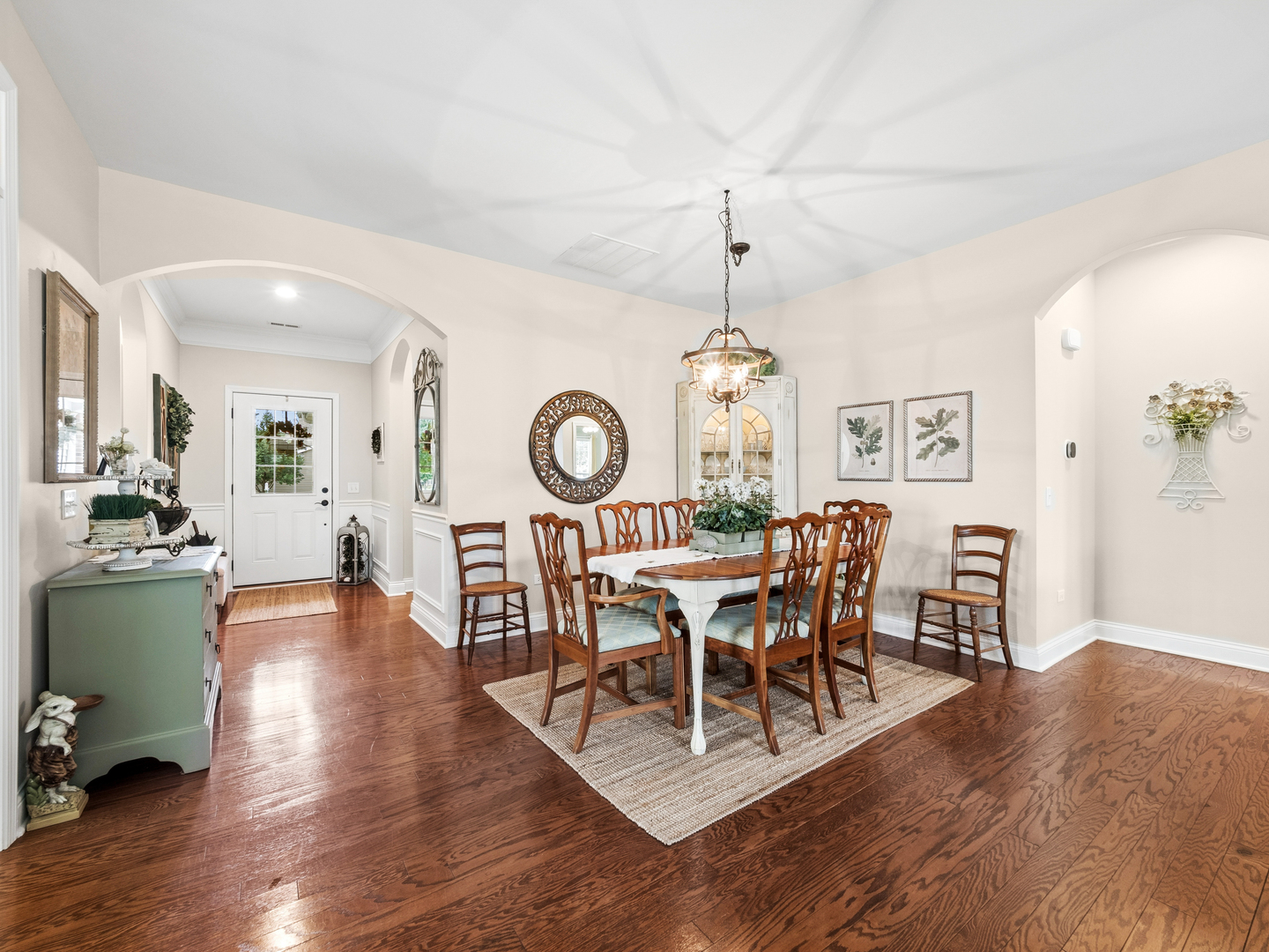 2751 Beacon Point Circle Property Photo 8