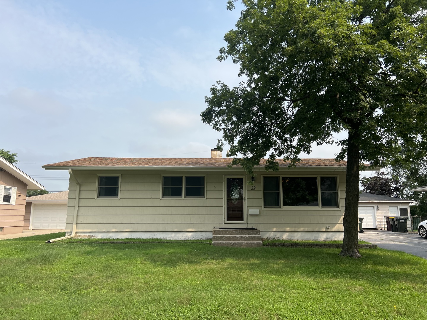 22 Arrowhead Drive Property Photo 1