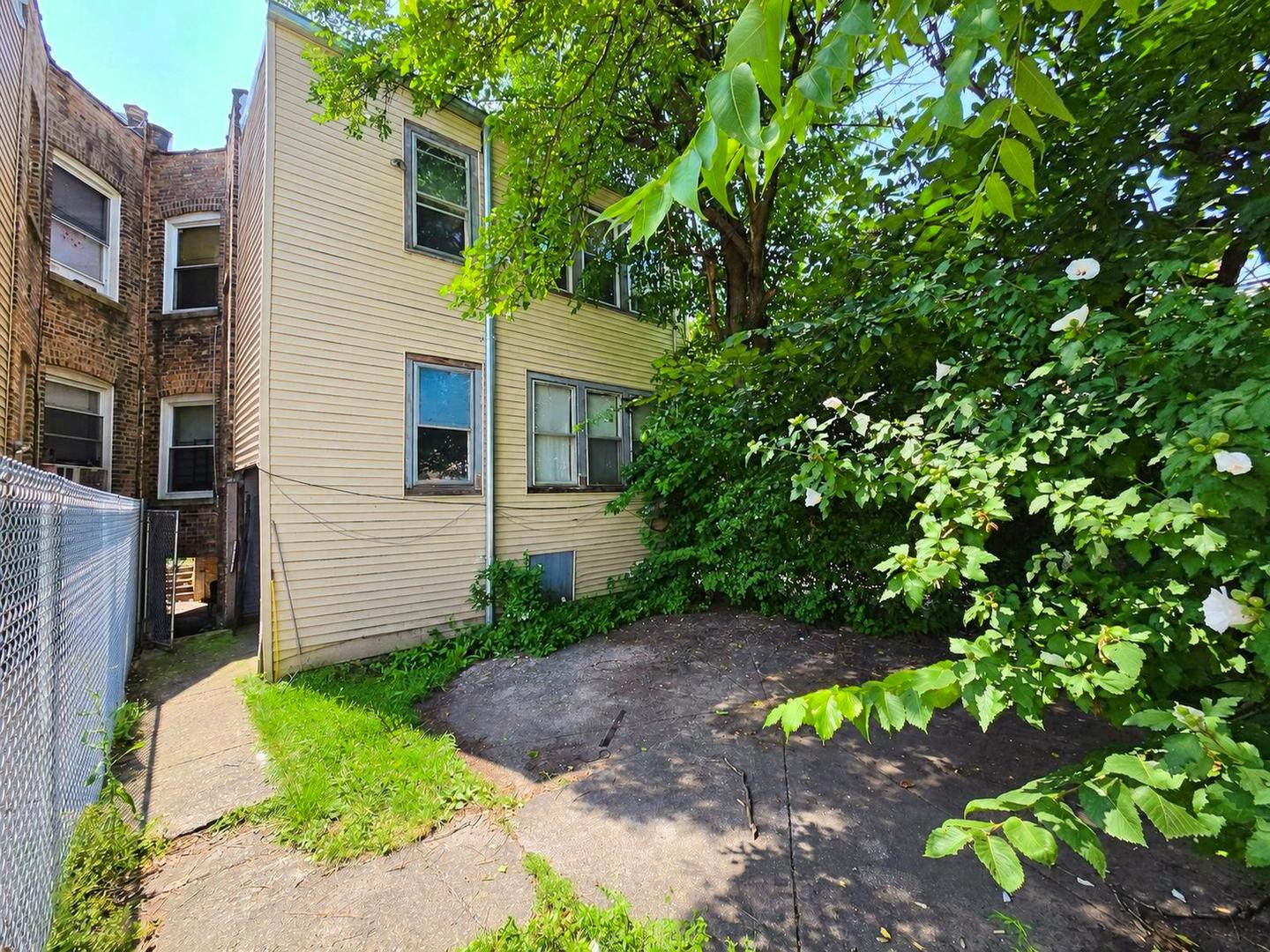 12729661 Property Photo 17