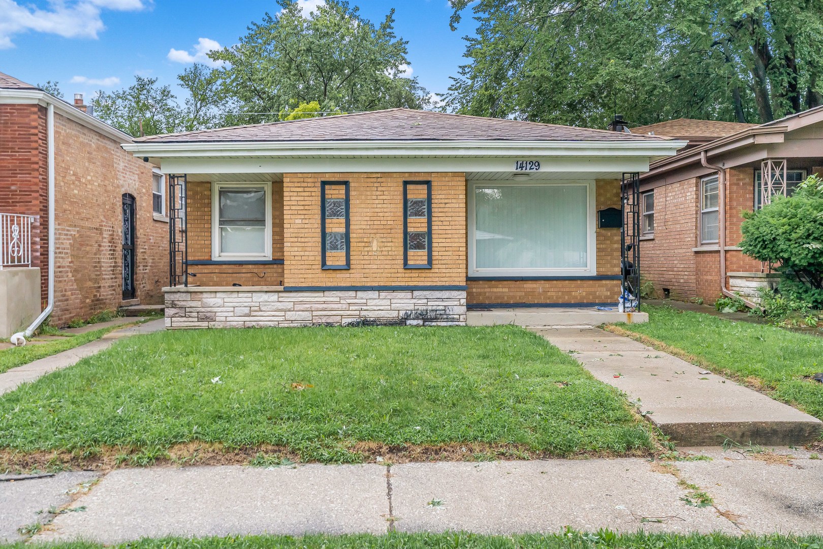 14129 S La Salle Street Property Photo 1