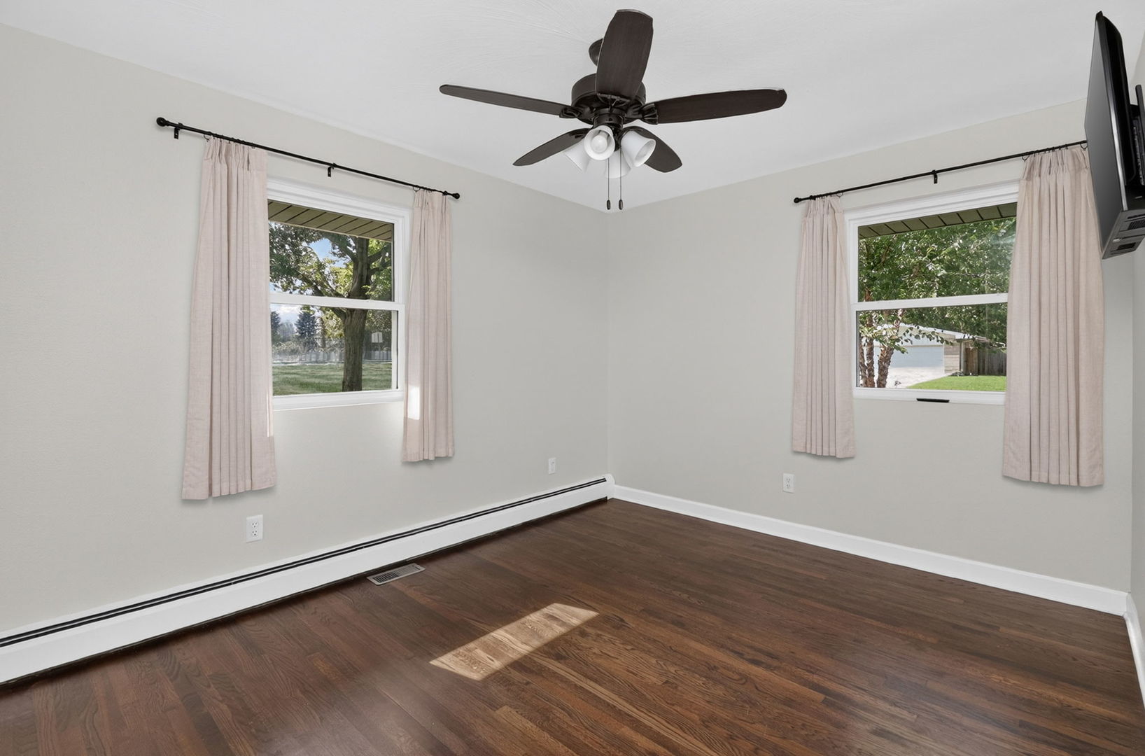 24021 W Union Street Property Photo 16