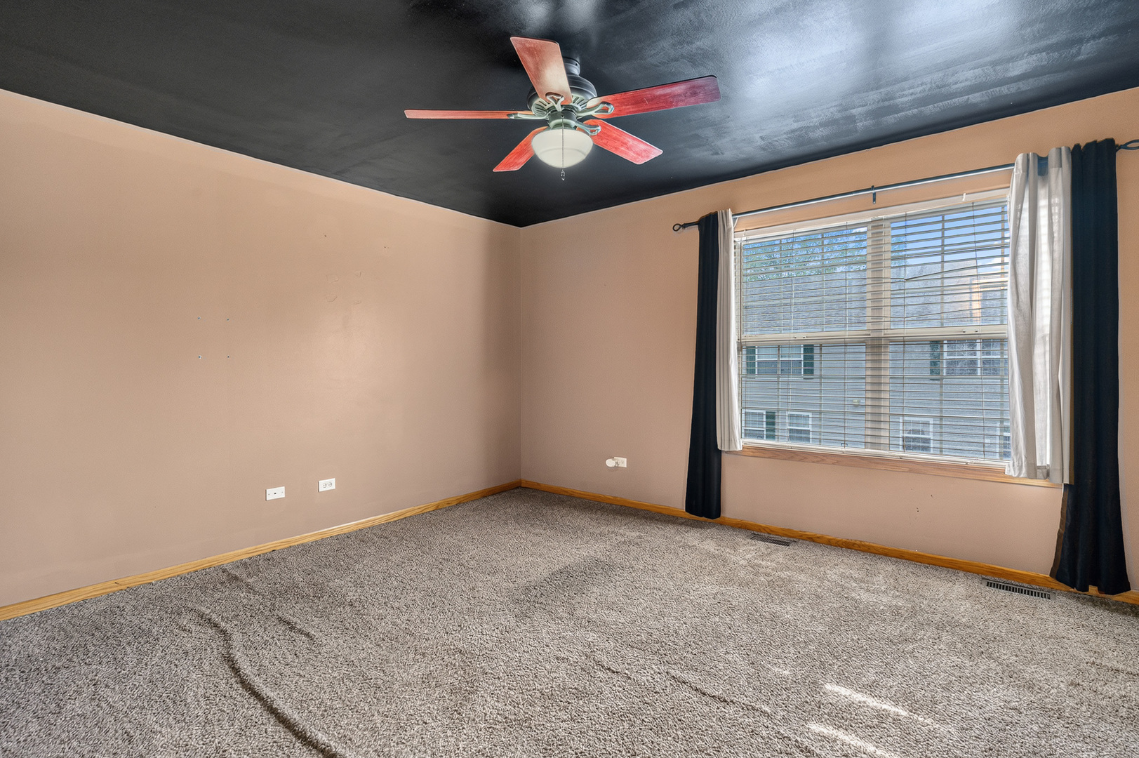 2325 Graystone Drive Property Photo 14