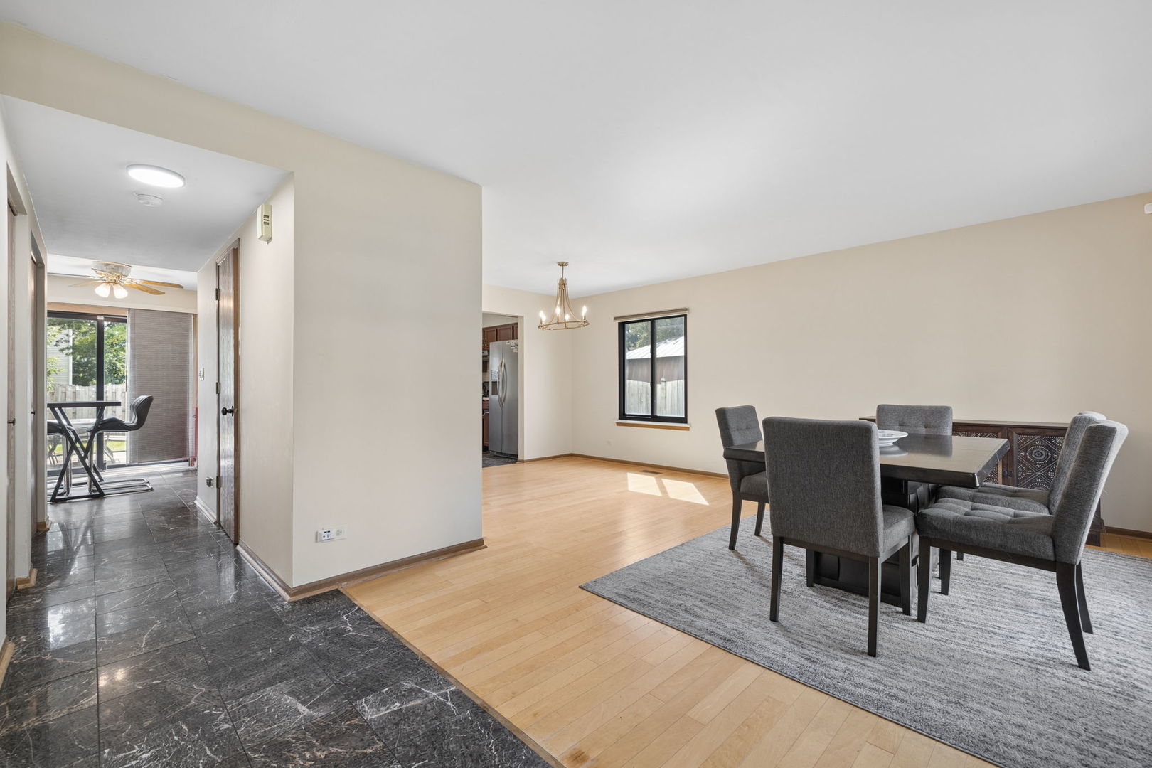 556 Foxford Road Property Photo 2