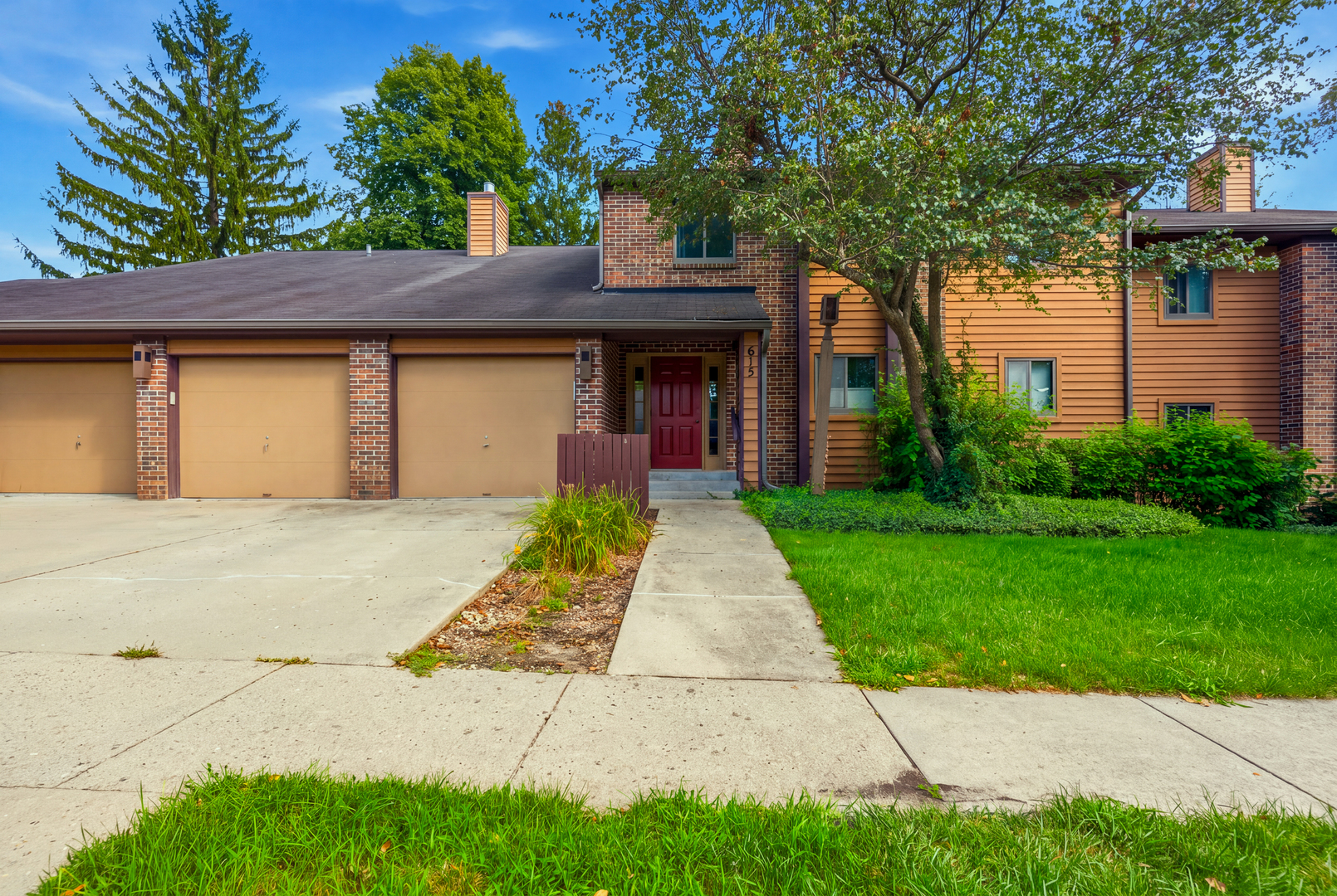 615 Waverly Drive C Property Photo 1