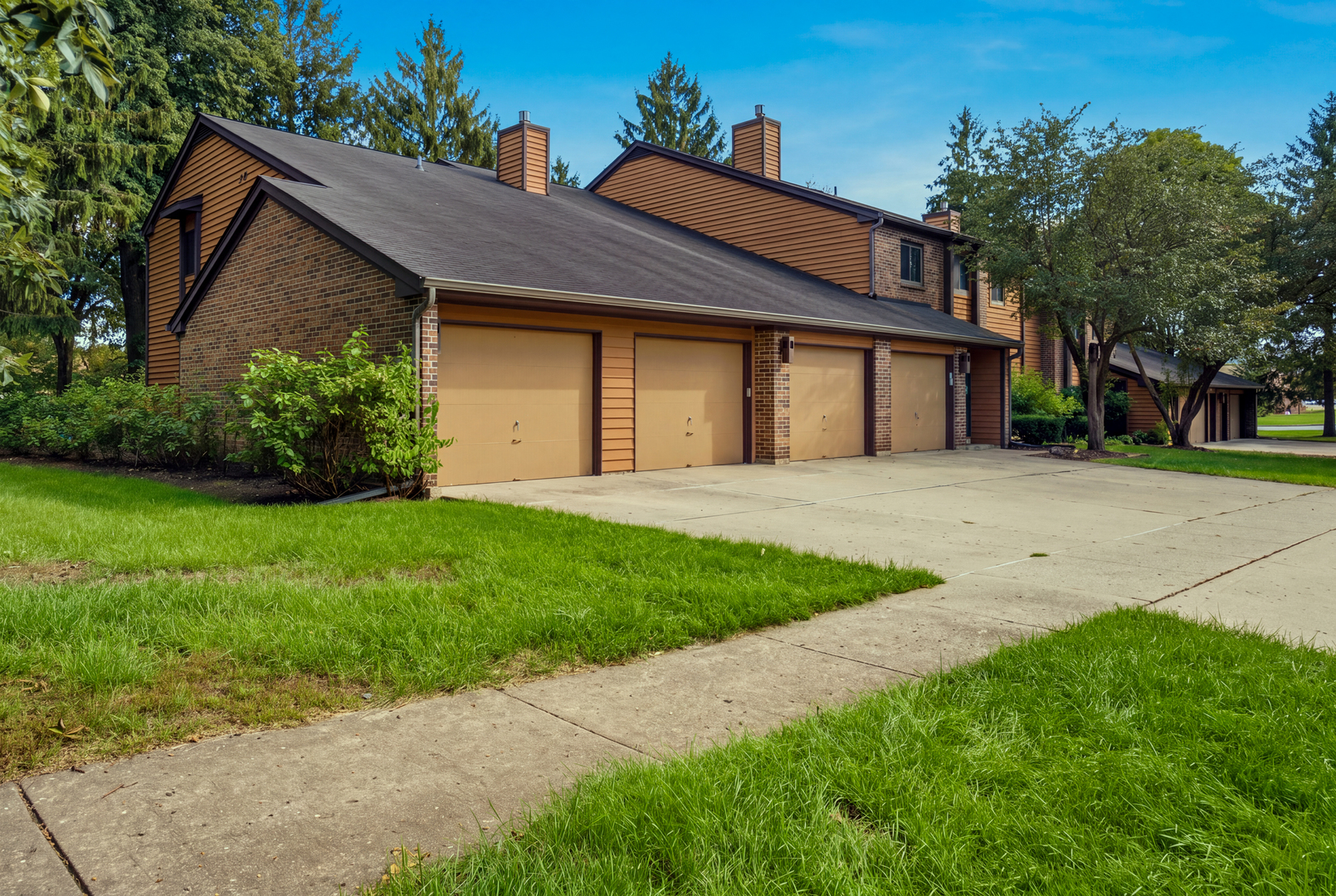 615 Waverly Drive C Property Photo 2